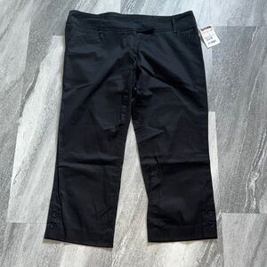 The Limited, black tailored dressy capri work pants size 8